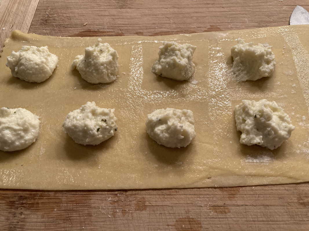 Homemade 4 cheese ravioli IMG-4550