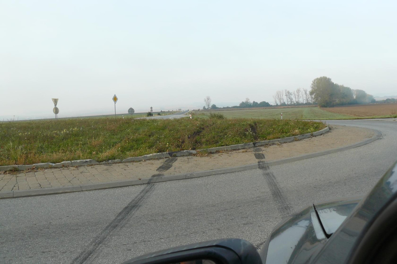 [Obrazek: c9c6b00732c8072b.jpg]