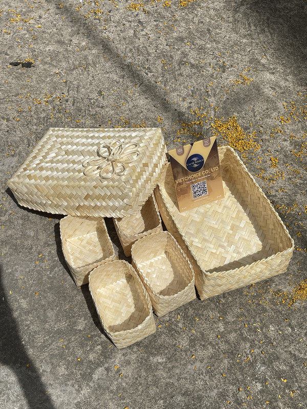 Customized Handicrafts