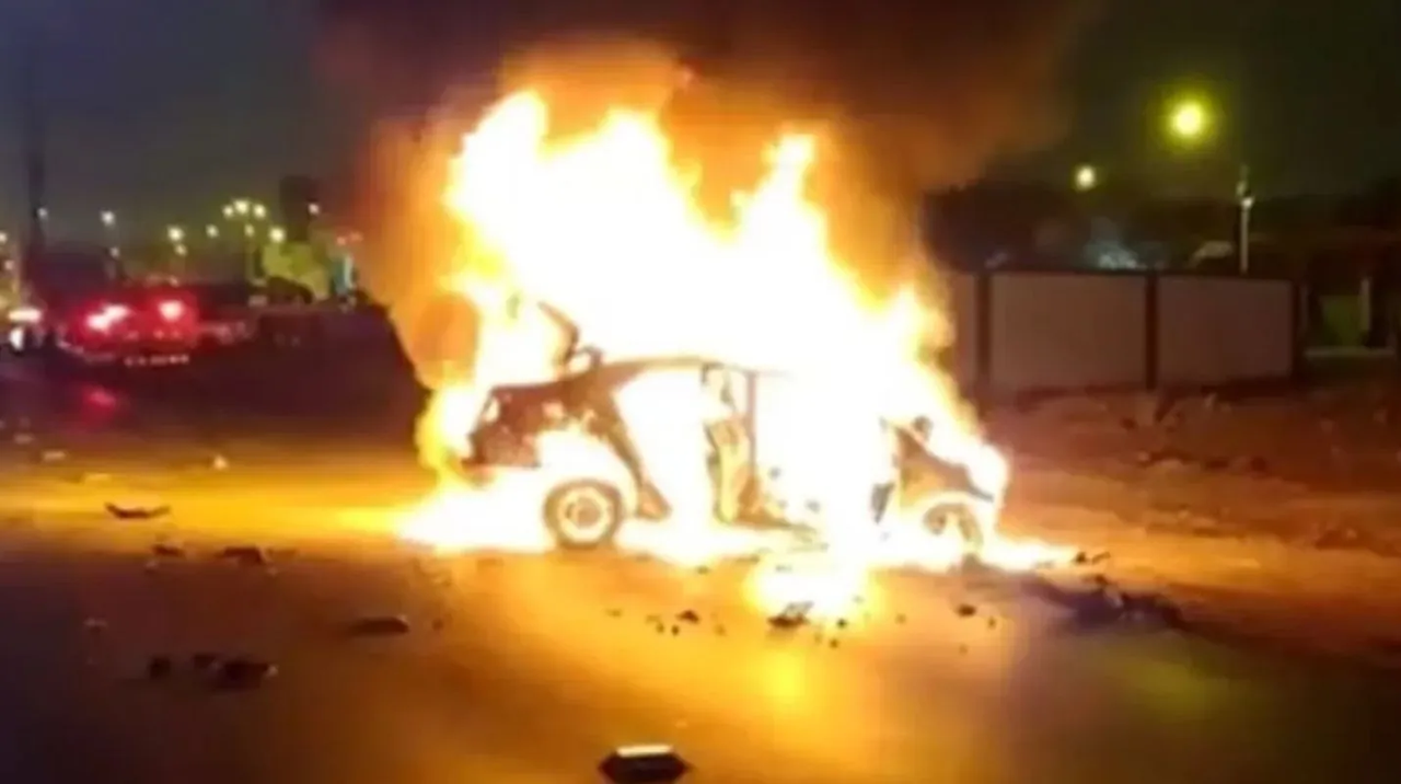 ¿Karma? Muere calcinado tras chocar el auto que acababa de robar