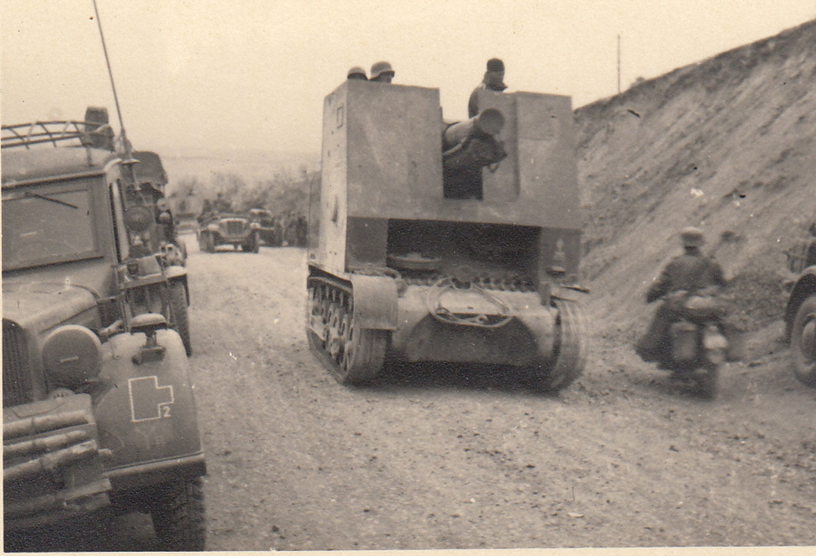 2.WK Foto Panzer Bison (3)