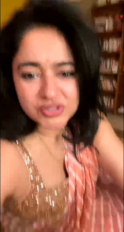 Poonam Bajwa Saree Live mp4 0014