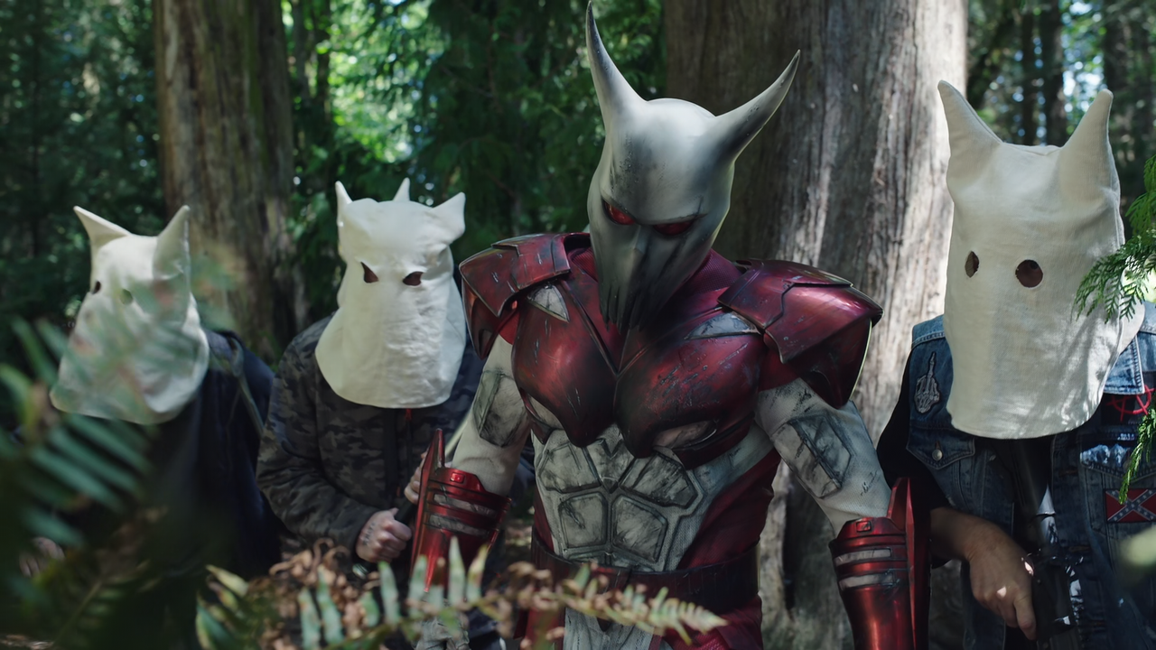 Peacemaker.S01E07.Stop.Dragon.My.Heart.Around.1080p.10bit.BluRay.AAC5.1.HEVC-Vyndros.mkv_snapshot_19