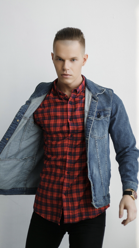 9F1642B0-7E06-4D7A-80F7-0DD2114E7256