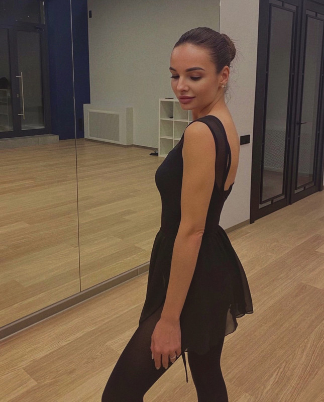 D6A74A97-8910-4C33-A35C-BF7F429B8EAA