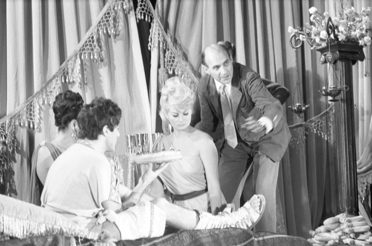 anita_ekberg_md80