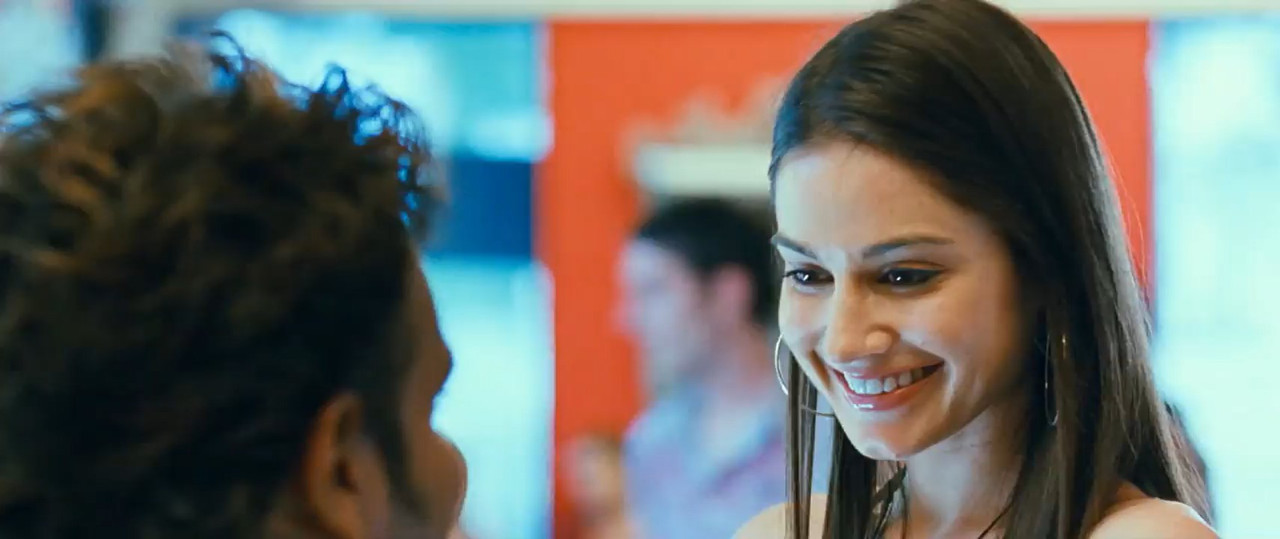 Goa 2010 WebRip [Tamil] 480p, 720p Screenshot