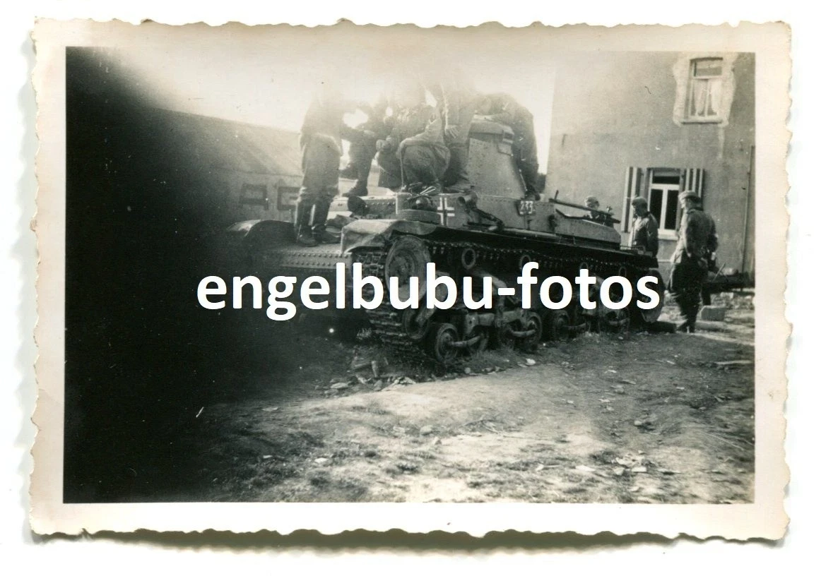 FOTO PANZER deutscher Panzer 35(t) tschechische Konstruktion mit 233