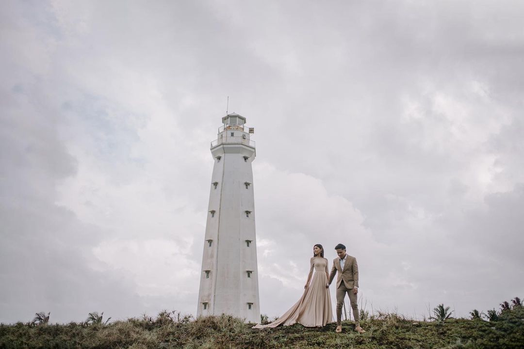 Momen foto prewedding Kaesang Pangarep dan Erina Gudono di Mescusuar, Jogja.