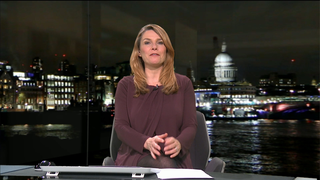 ITV News London_20201120_23052320.ts_snapshot_08.52.222