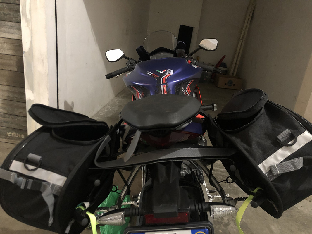 04257346-88A8-4A79-9F96-1F9DBC3E4830