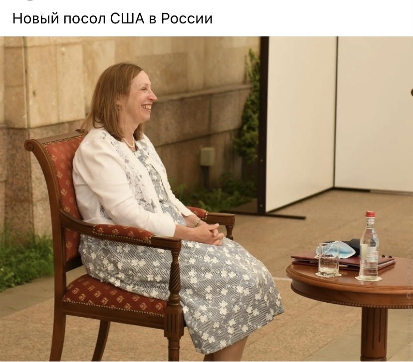 https://i.postimg.cc/8zTBk9bF/72-B20-F1-E-5640-43-FC-9-F00-03-CB835-F912-A.jpg