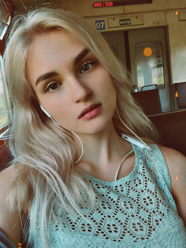 E8D30843-6A2B-49EE-8A86-CF06D20448EB