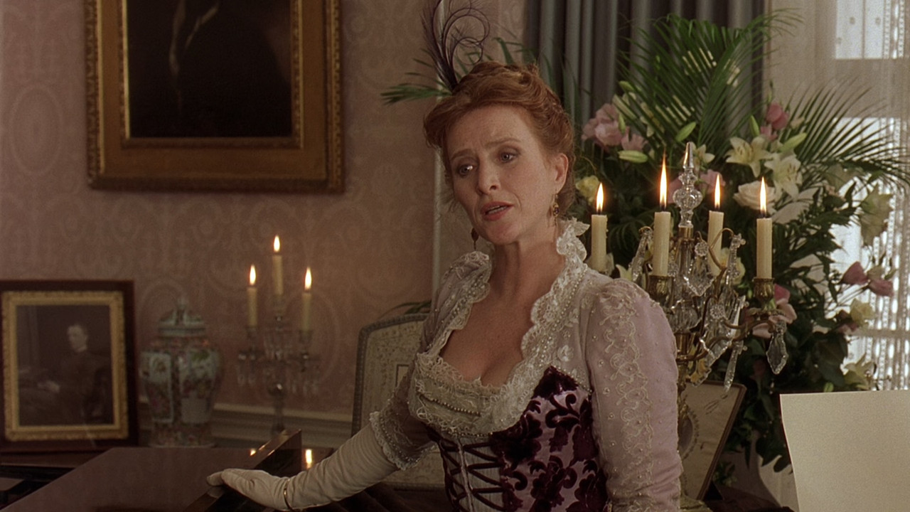 Topsy-Turvy 1999 Criterion.mkv_snapshot_00.44.53_[2017.12.12_11.