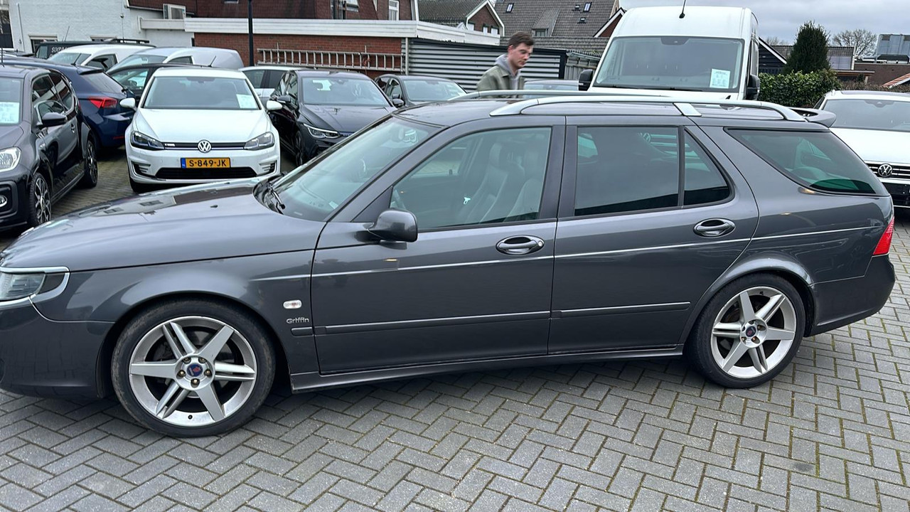 1cdc523c-374d-4eb2-93d4-bbbe610ff5a1