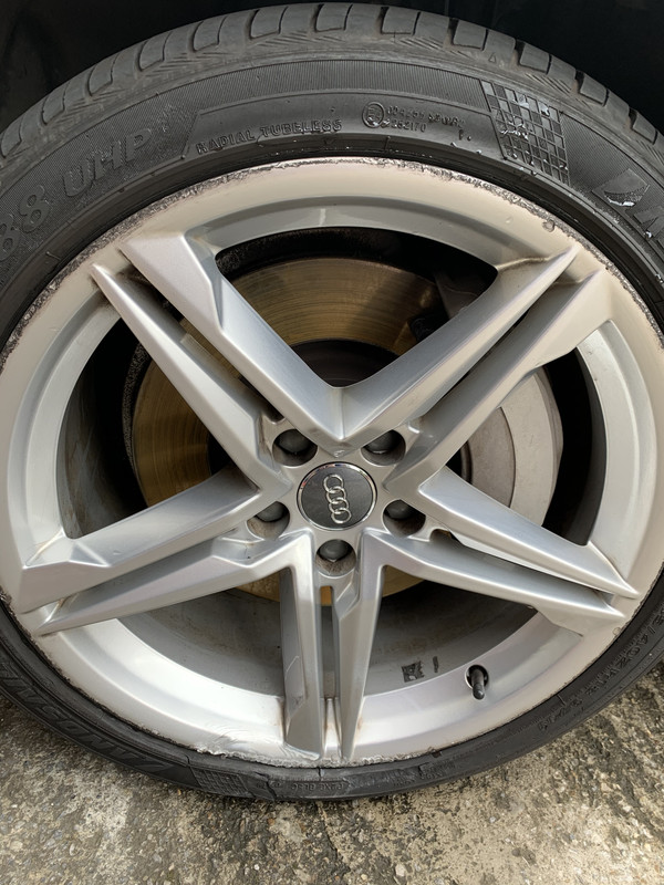 3F994456-83D7-4BF5-B2C7-11E6CDB72A33