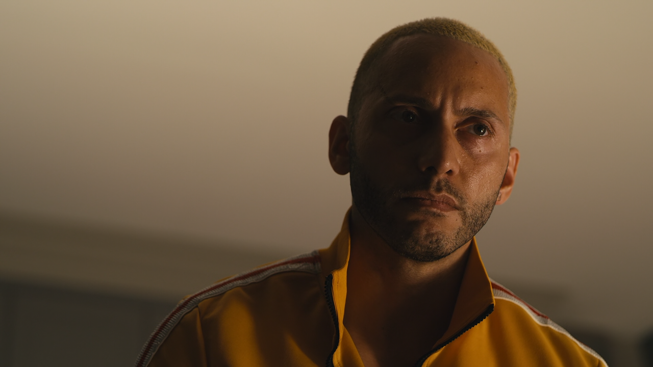 Mr.Robot.S04E06.406.Not.Acceptable.1080p.10bit.BluRay.AAC5.1.HEVC-Vyndros.mp4_snapshot_27.31_[2021.0