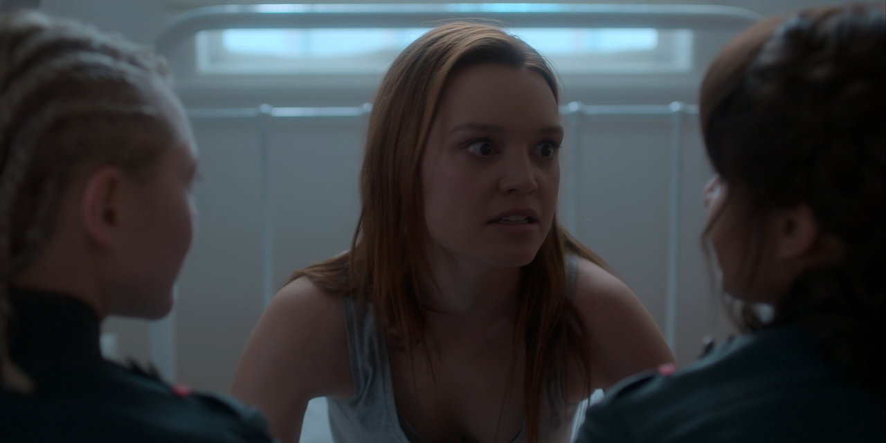 Motherland.Fort.Salem.S02E01.Del.sangue.iTALiAN.MULTi.1080p.AMZN.WEB-DL.DDP5.1.H.264-MeM.GP.mkv_snap