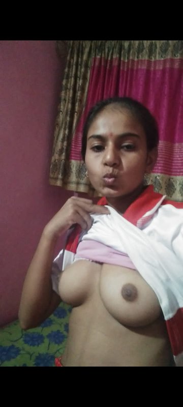 Beautiful Village Girlfriend Showing Small Hot Boobs Sexy Tight Pussy Closeup 6Videos+Pics 3 IMG-8.jpg