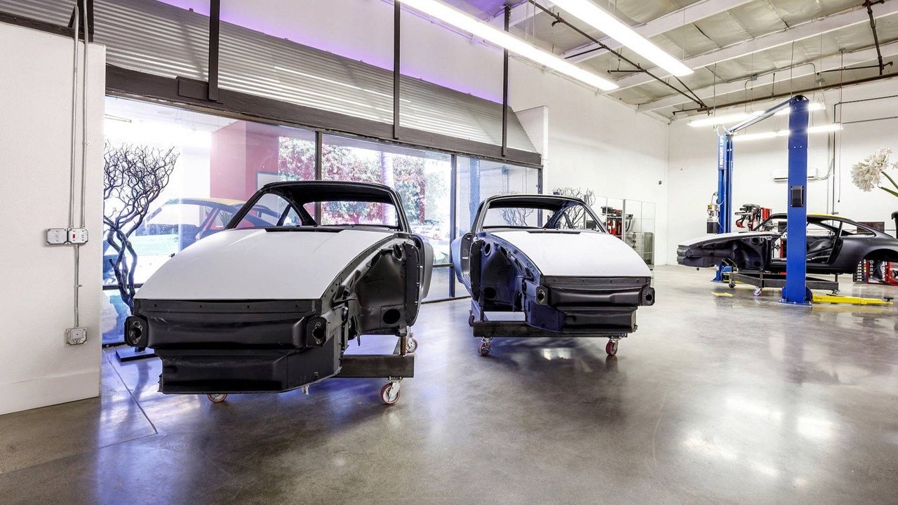 Gunther Werks 400R Porsche 993 (5)