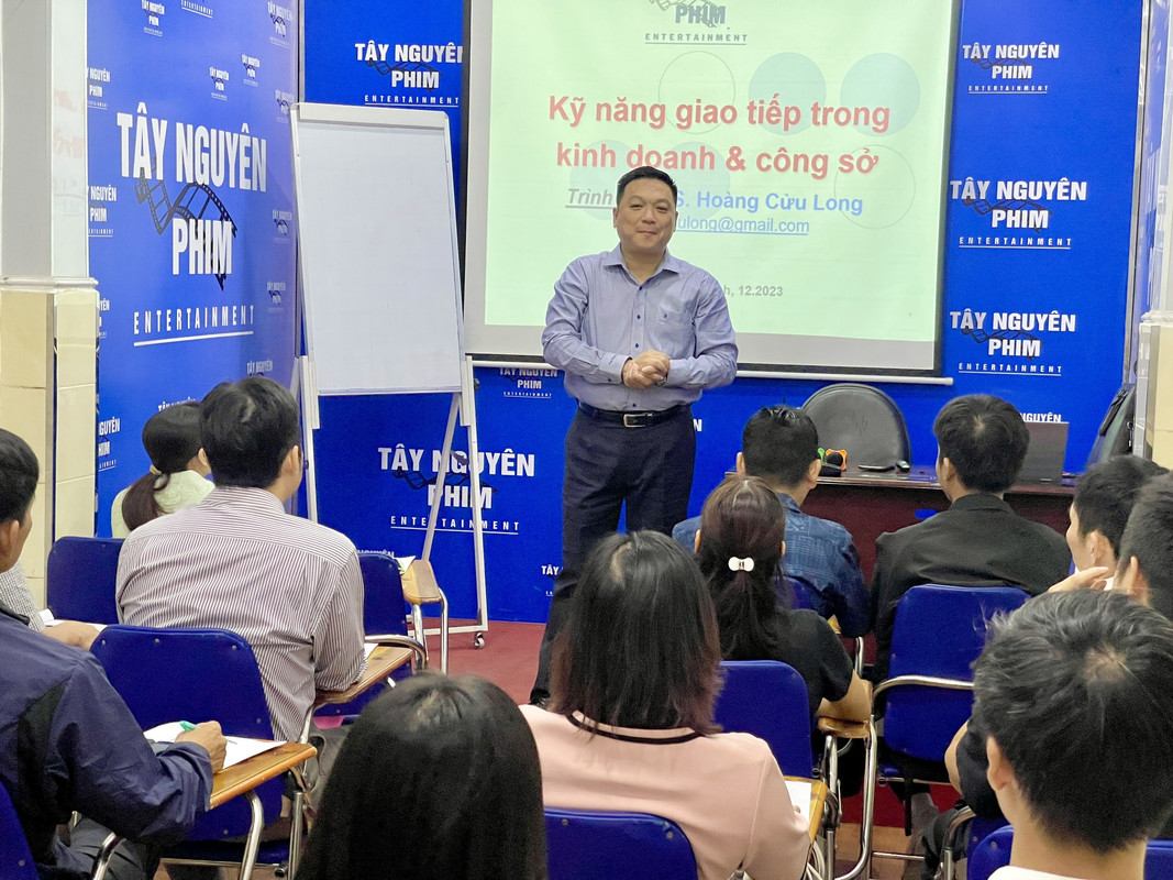 TS. HOÀNG CỬU LONG