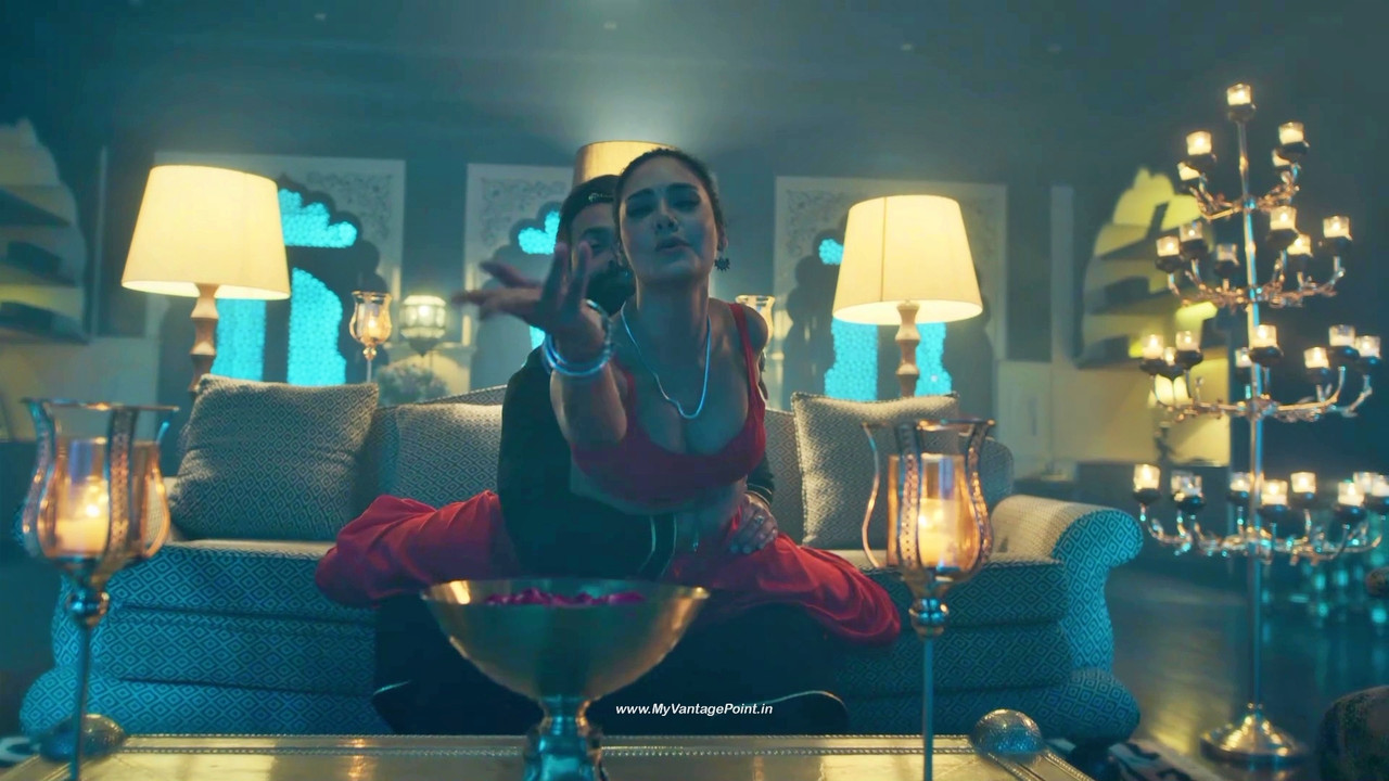 79Esha Gupta Hot in Aashram Web Series