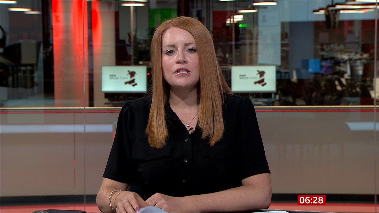05.30 - 06.00.00 - Breakfast. The latest news, sport, business and we....ts_snapshot_09.45.790