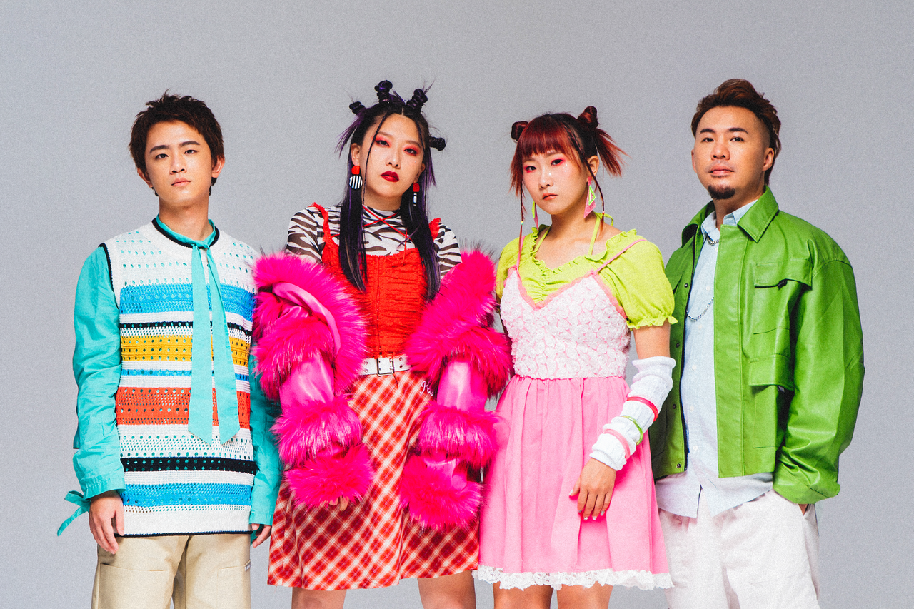 Artist Tickle Tickle 癢癢