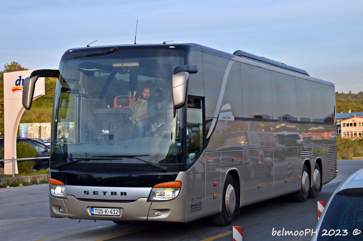 8BE5AA48-B234-40D0-8826-76F7B79D60DE