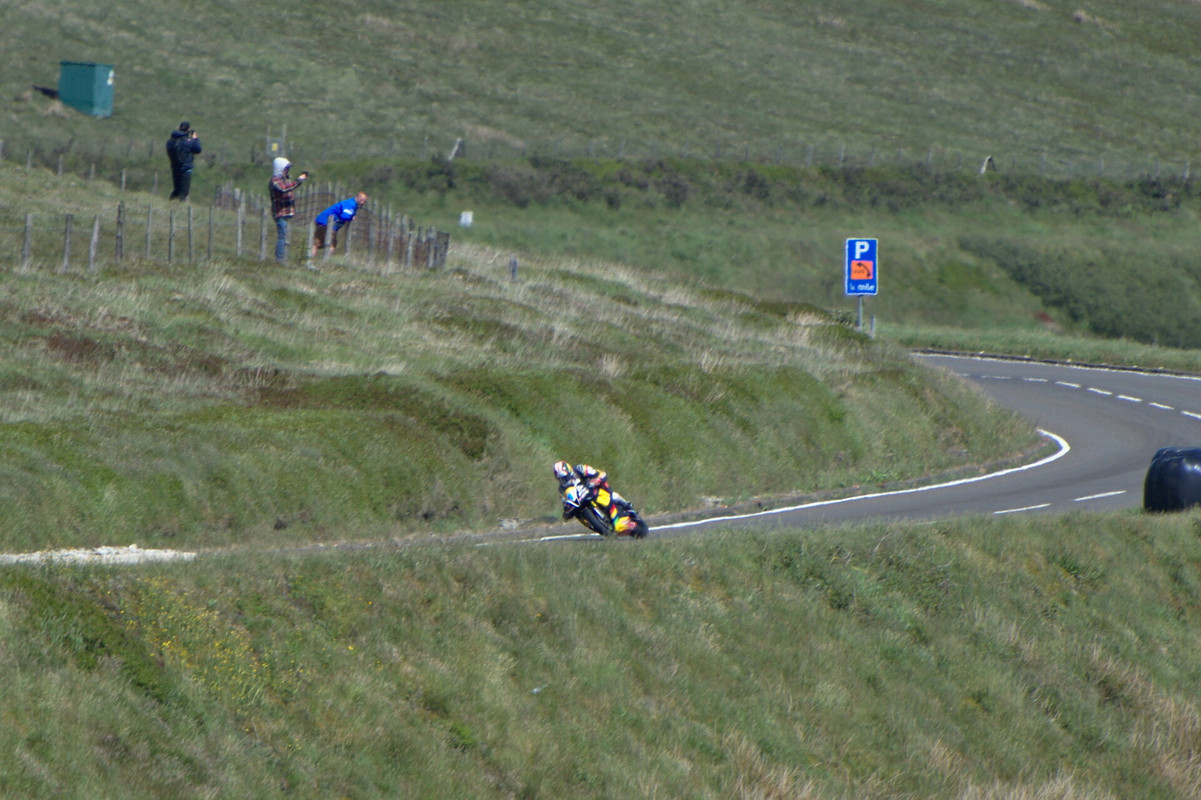 Vmax Tour 2019 au TT à l'île de Man R-DSC8570