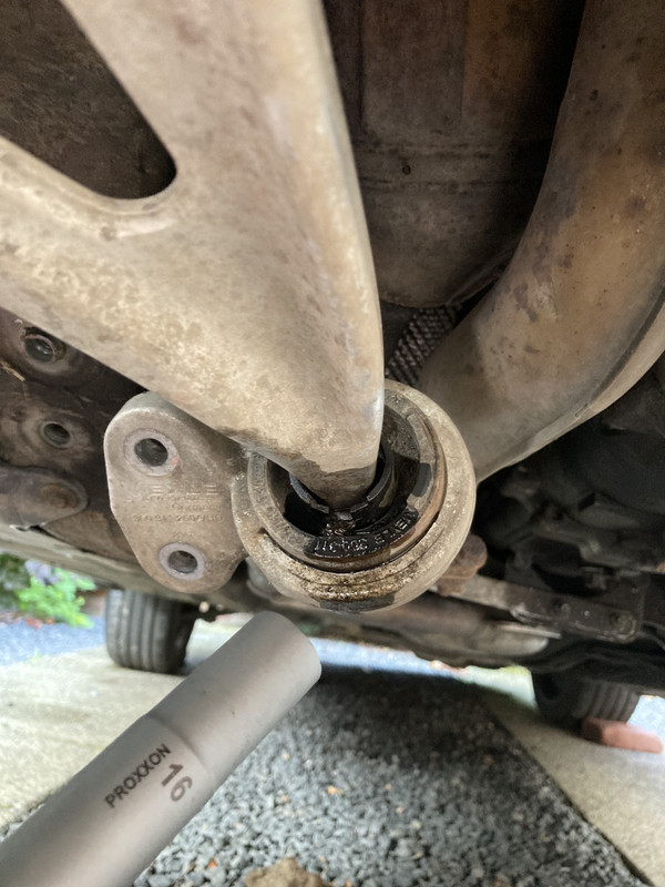 974CBE84-1DCD-4E82-B1F7-EBFF40F03082