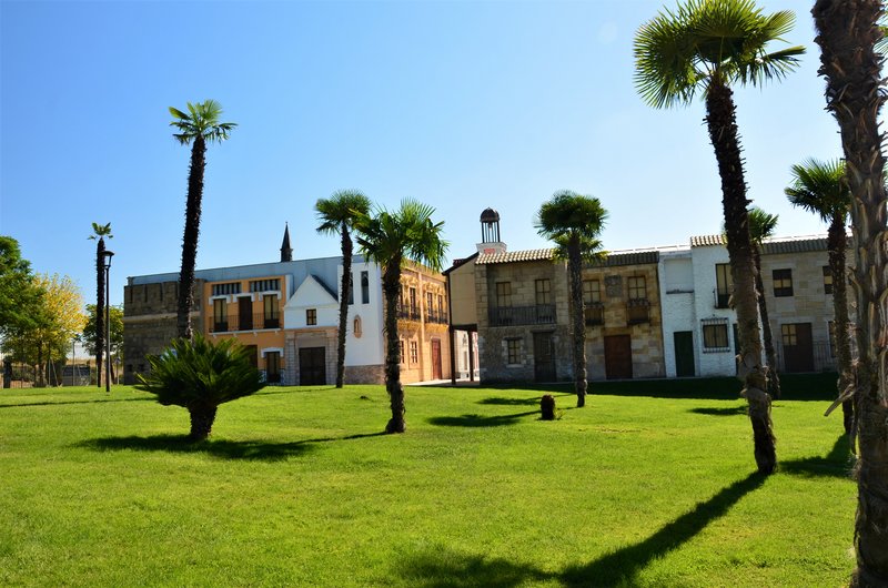 PARQUE EUROPA-2010/2015/2021-MADRID - Paseando por España-1991/2017 (100)