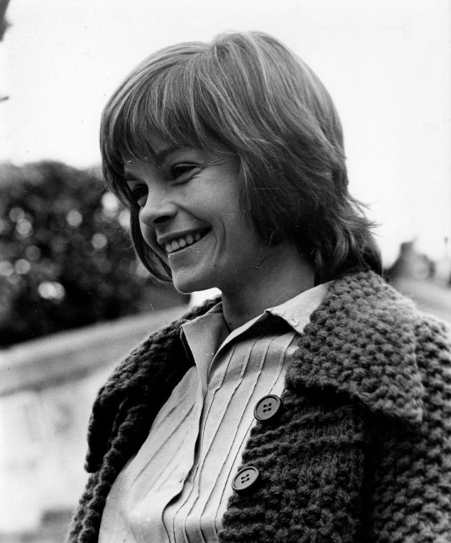 genevieve_bujold_b87