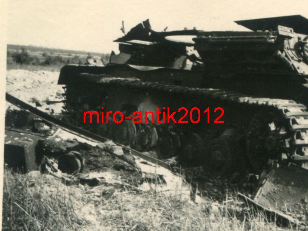 Foto, Panzer-Regiment 39, zerstörter Panzer, Rus
