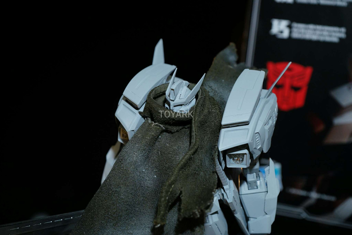 Toy-Fair-2017-Bluefin-Flame-Drift-006