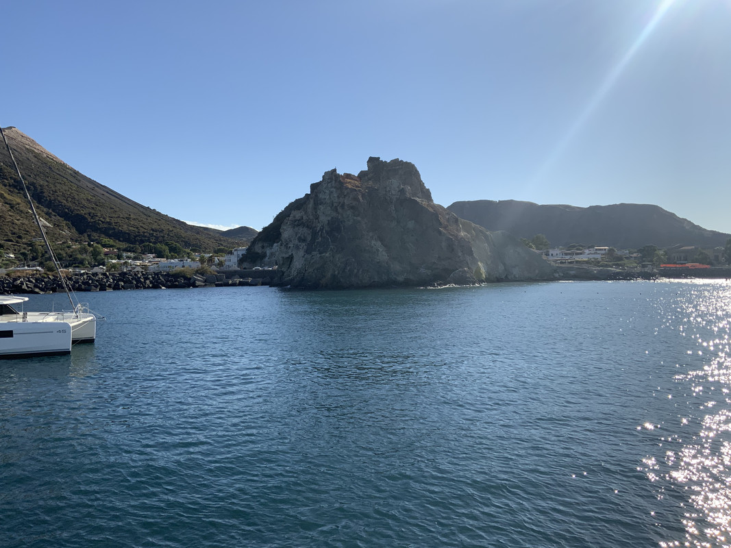 A8A37339-3C10-4FE5-8FFC-0FDE560C126E