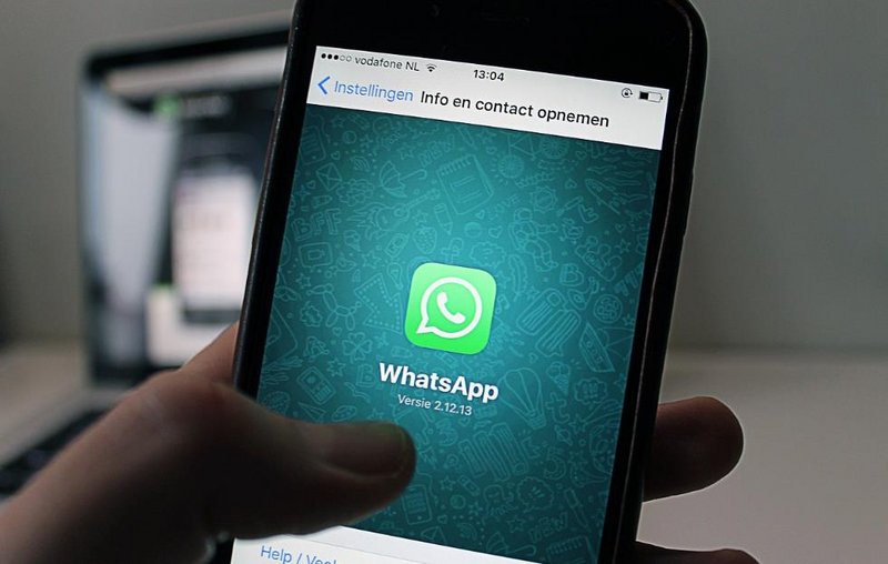 WhatsApp WhatsApp