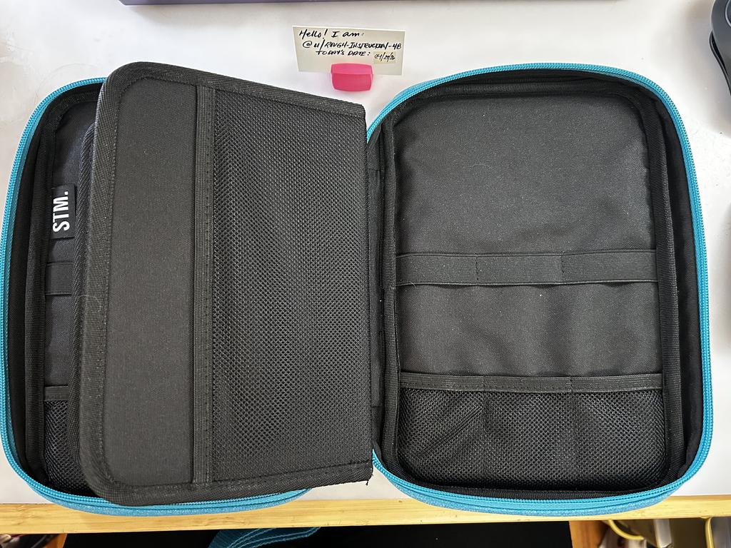 05 STM Pouch Inner Rear Cover