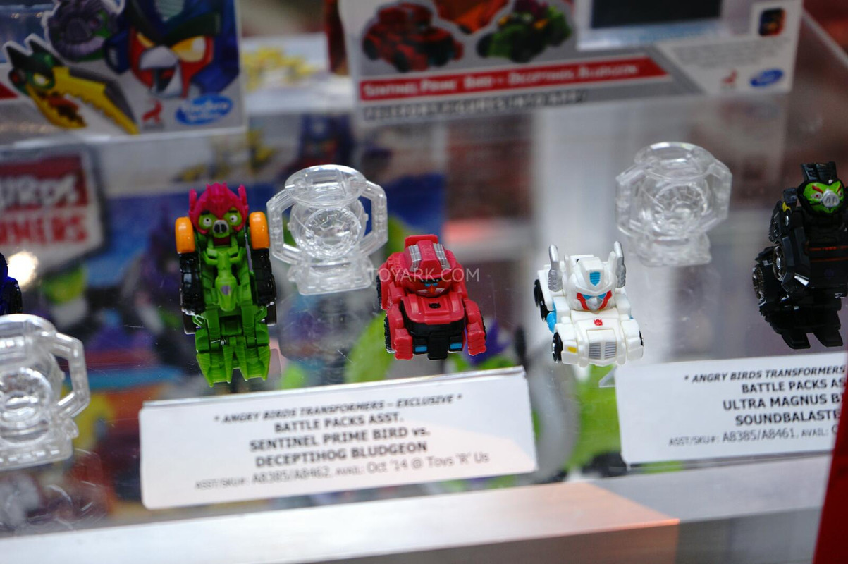 SDCC-2014-Angry-Birds-Transformers-014_140616783