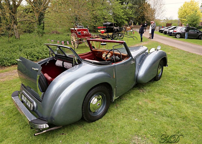 vintage-vehicles-and-carriages-HD.jpg