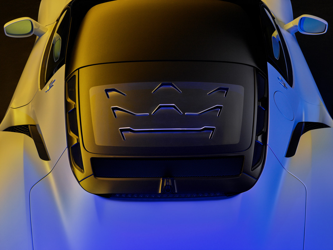 30_Maserati_MC20