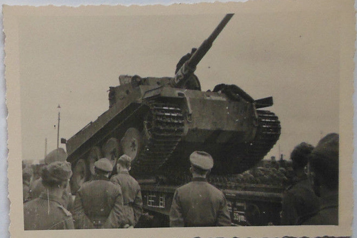 Panzer Manöver & Kaserne 12 photos Wehrmacht Tan