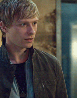 tumblr_a0869711576bdb8eba906bfa1ee33047_0335846e_400