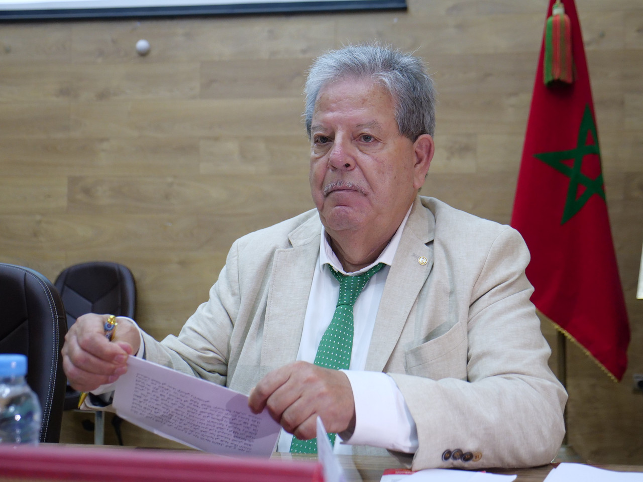 P1635756