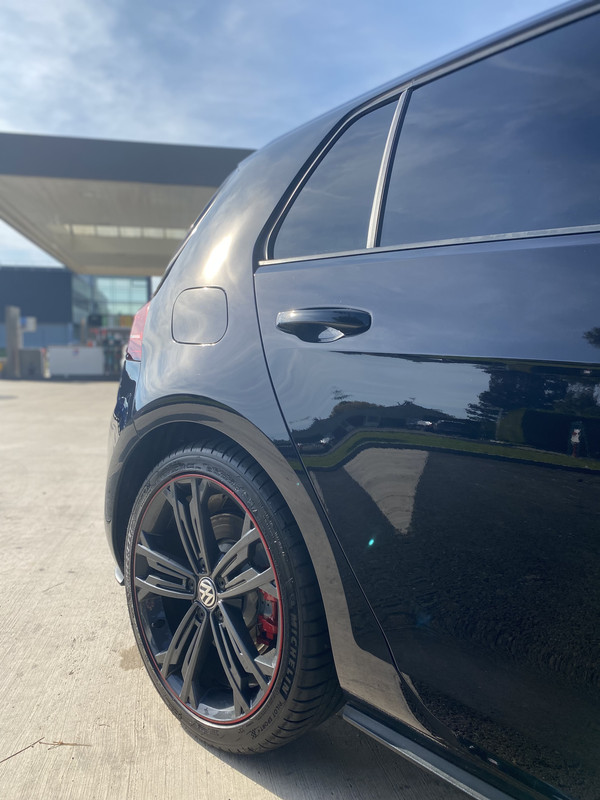 EB6B54A0-F8A6-4018-9CA9-0CE698D44BCF