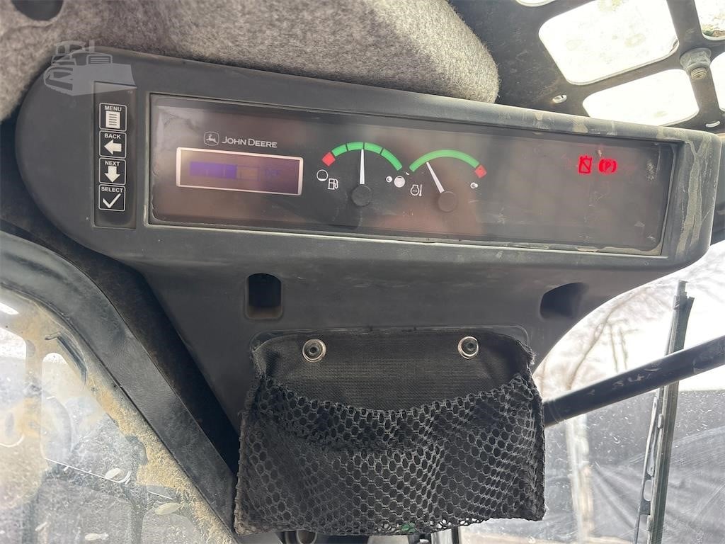 Vehicle thumbnail 30