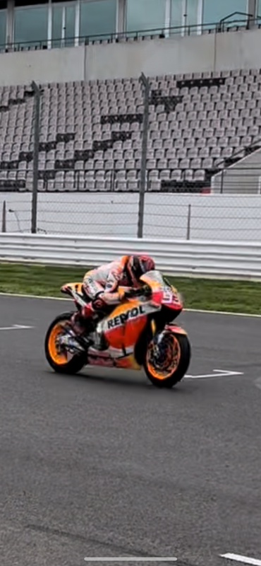 4BDCACDA-CB80-4317-B032-E42EEDF06B04