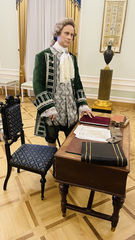 4CD8BF56-8E0A-40DB-9419-EE5E41A823AB