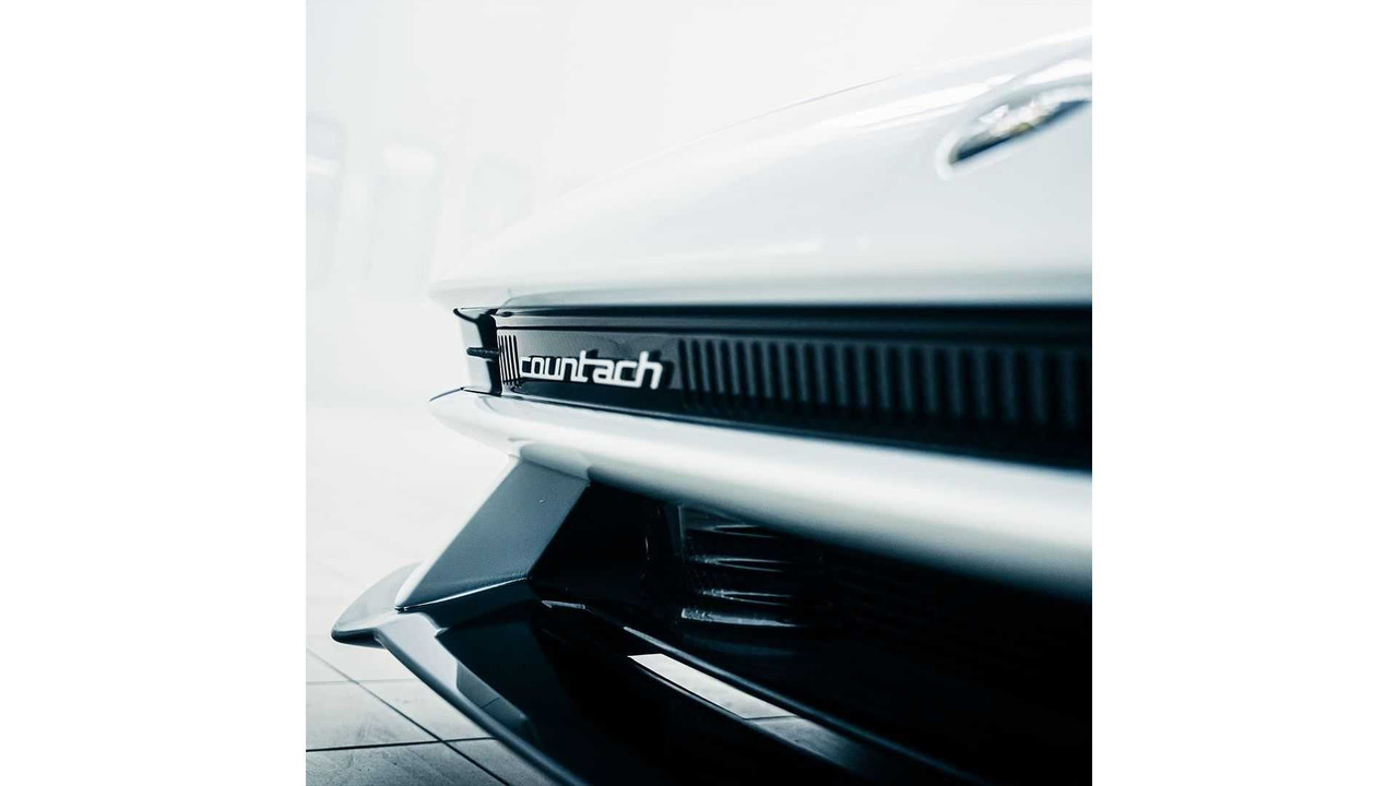 lamborghini-countach-instagram-teasers-nose.jpg
