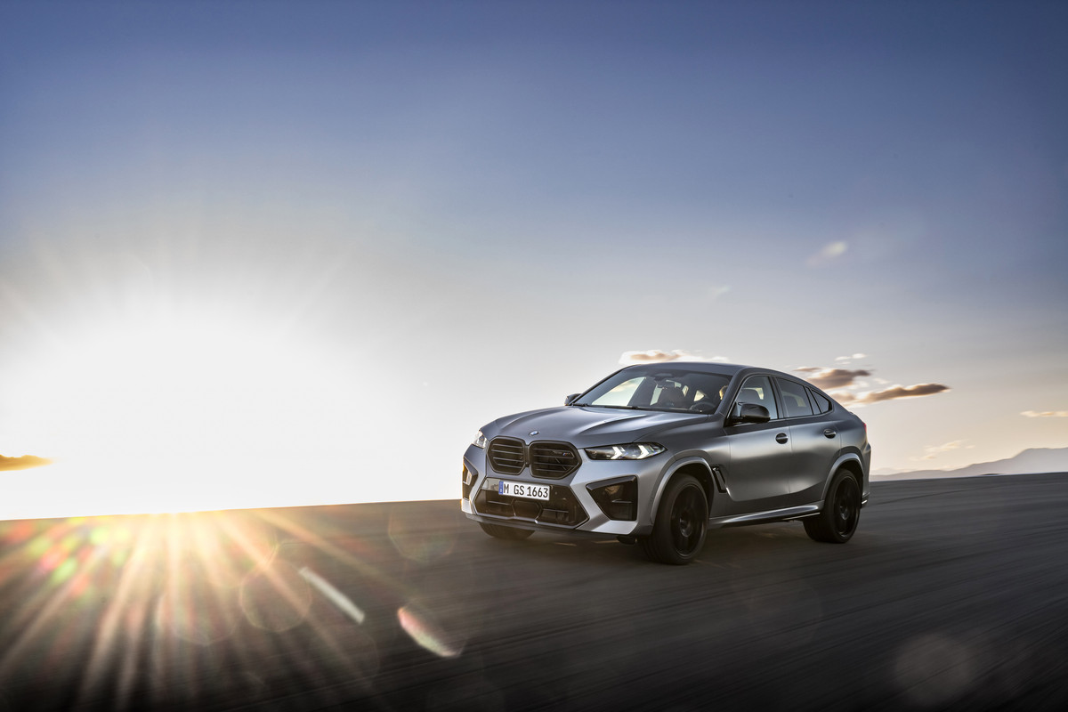 P90495548_highRes_the-new-bmw-x6-m-com